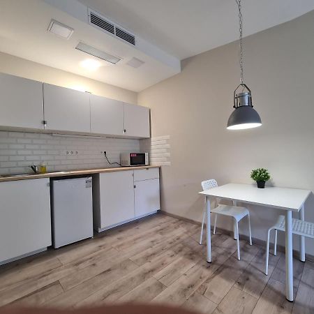 Oet Fenyo Apartmanhaz Шиофок Экстерьер фото