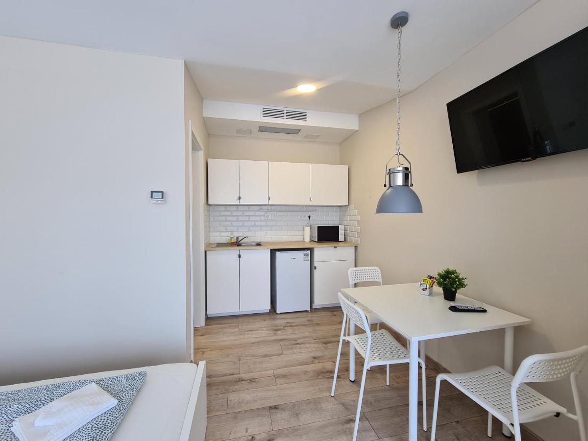 Oet Fenyo Apartmanhaz Шиофок Экстерьер фото