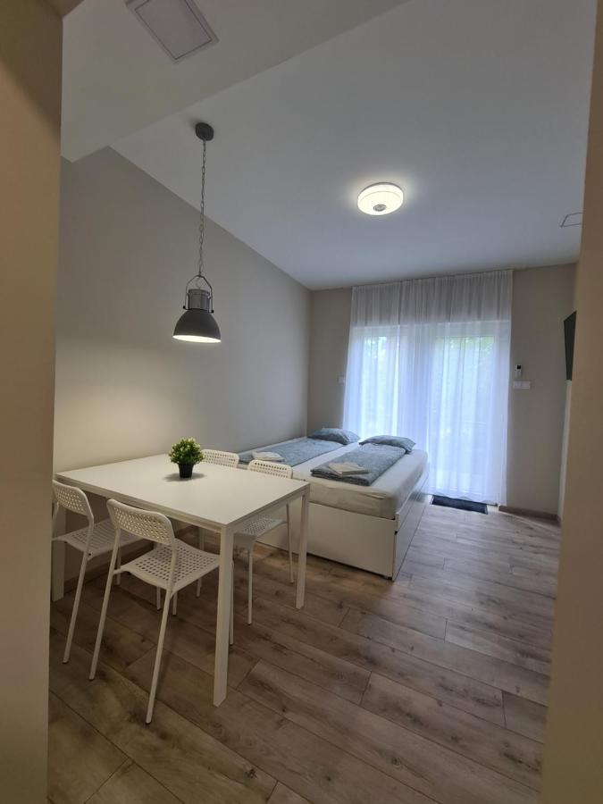 Oet Fenyo Apartmanhaz Шиофок Экстерьер фото
