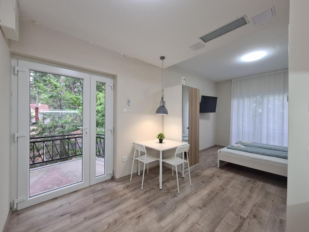 Oet Fenyo Apartmanhaz Шиофок Экстерьер фото