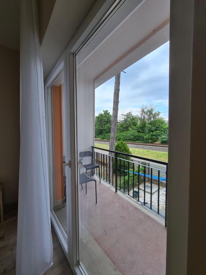 Oet Fenyo Apartmanhaz Шиофок Экстерьер фото