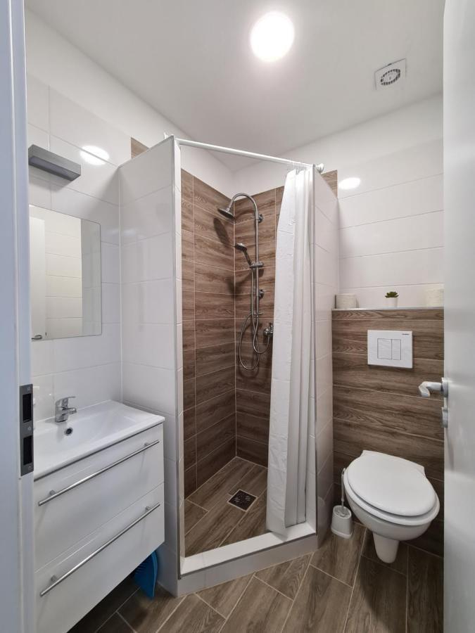 Oet Fenyo Apartmanhaz Шиофок Экстерьер фото